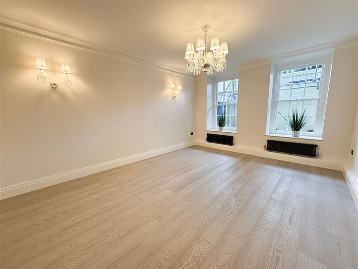 Warwick Gardens, W14, London, W14